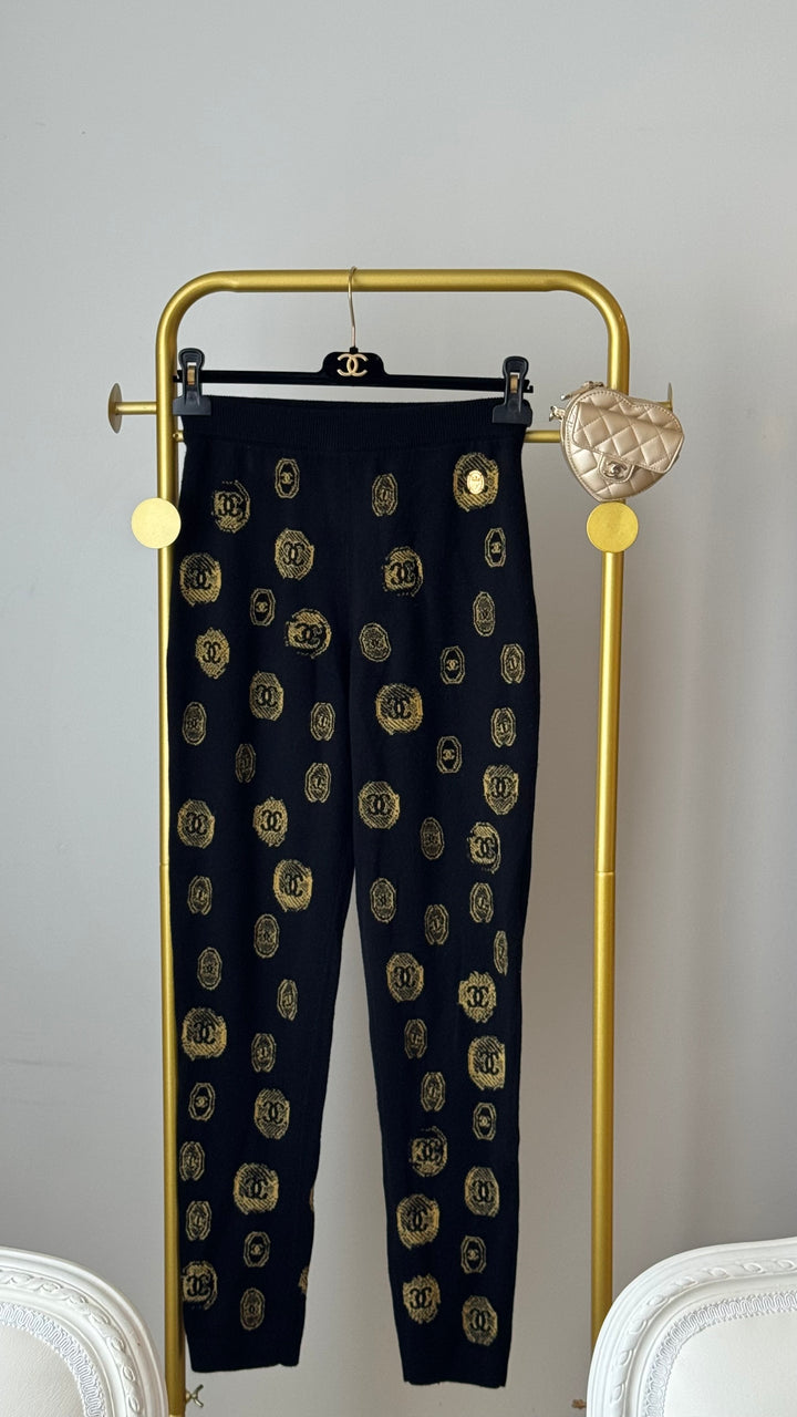 Pre-Loved Chanel™ Black & Gold Knit Pants with Logo Details