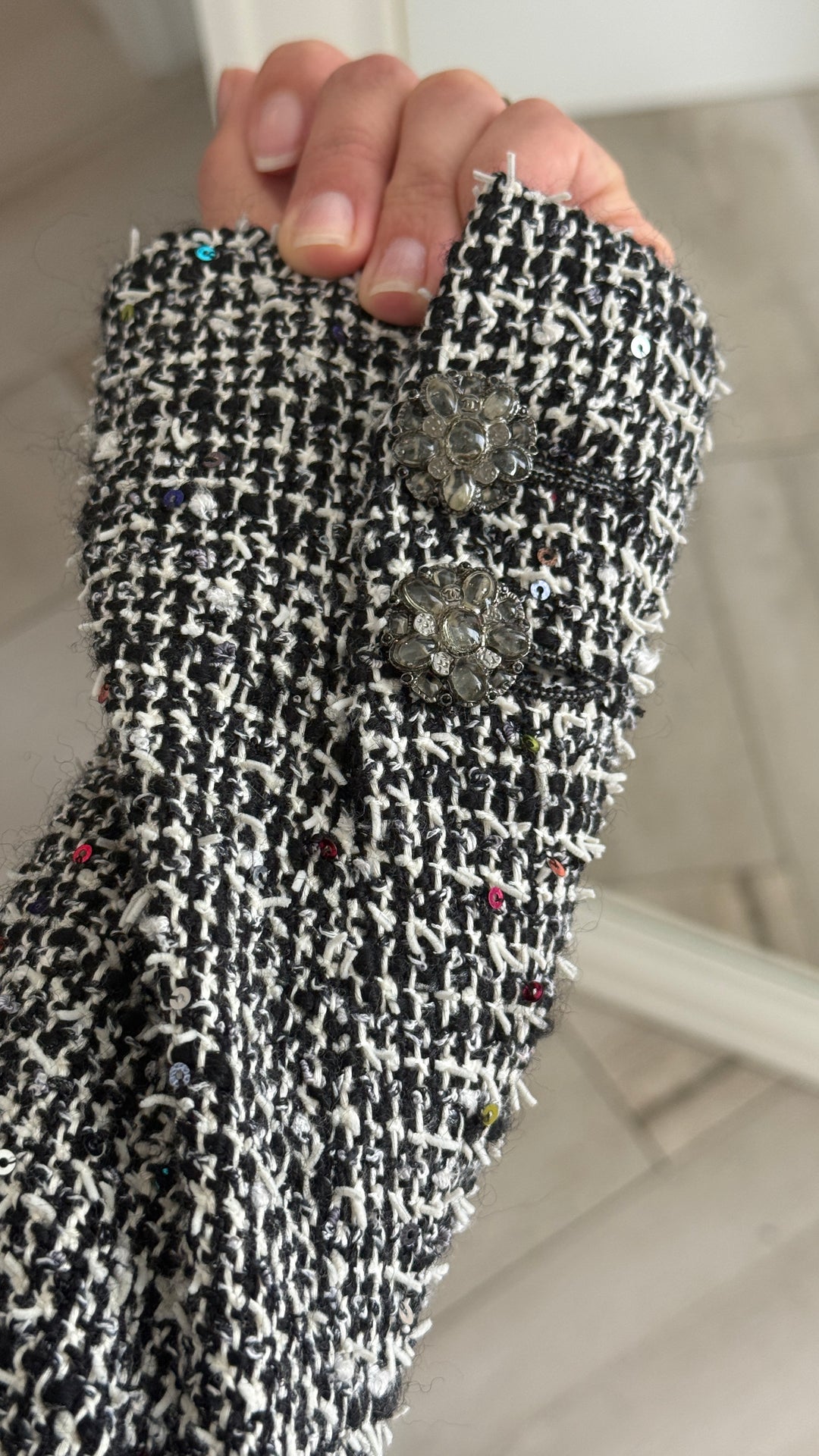 Pre-Loved Chanel™ Grey Tweed & Multicolour Sequin Jacket Size 38
