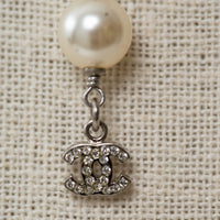 Pre-Loved Chanel™ Silver Logo Embellished Crystal Pearl Drop Necklace