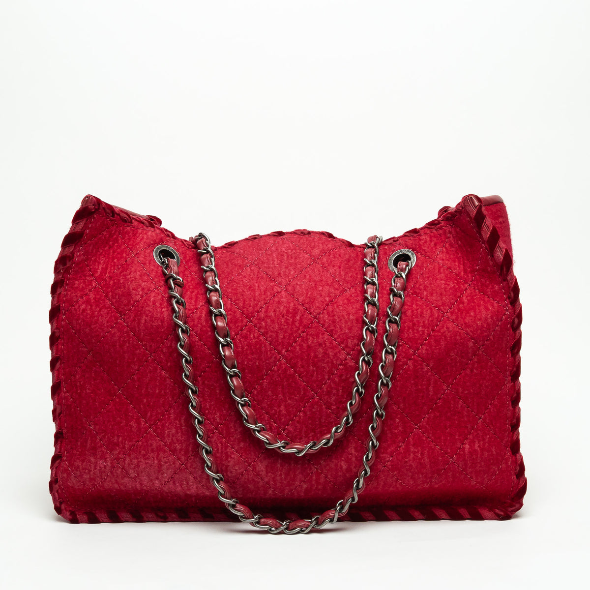Pre-Loved Chanel ™ Raspberry Red Wool Felt Tote