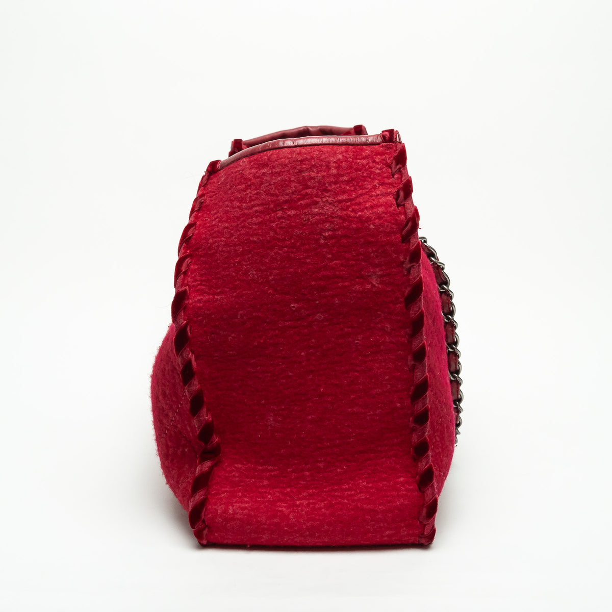 Pre-Loved Chanel ™ Raspberry Red Wool Felt Tote
