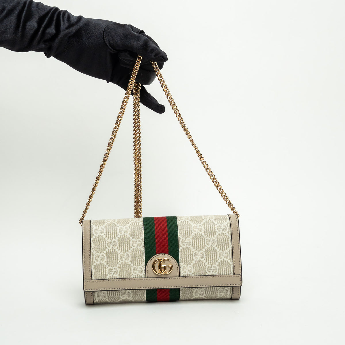 Gucci Light Grey GG Supreme Canvas Wallet on Chain