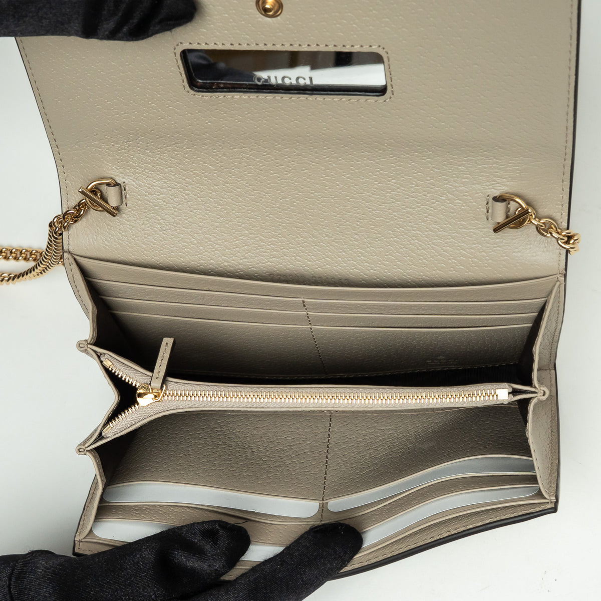 Gucci Light Grey GG Supreme Canvas Wallet on Chain