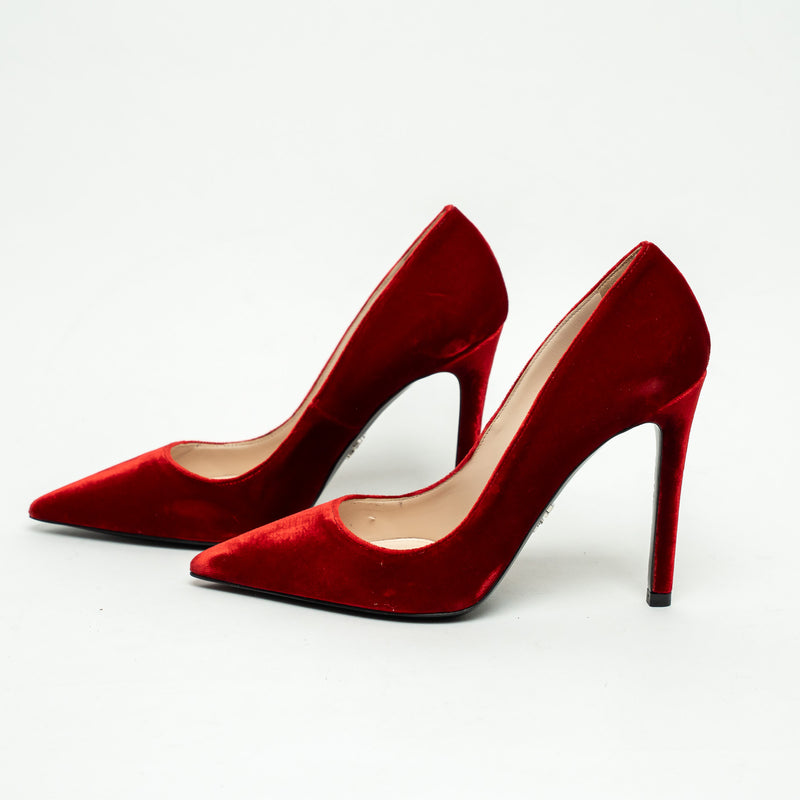 Prada Red Velvet Pumps Size 35