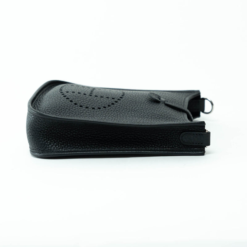 Hermes Black Clemence Leather Mini Evelyne 16