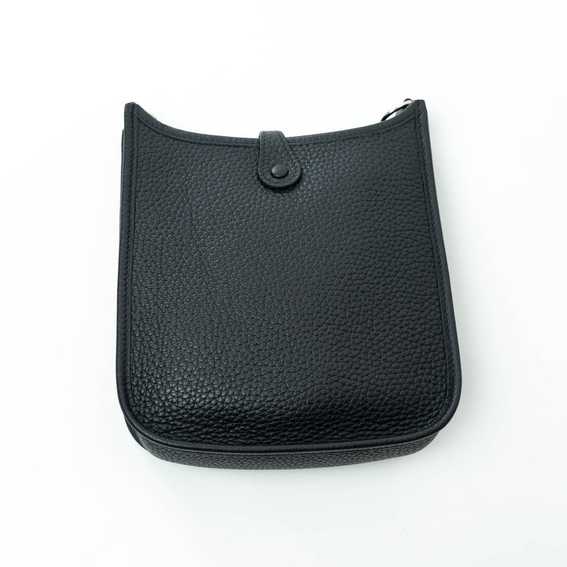 Hermes Black Clemence Leather Mini Evelyne 16