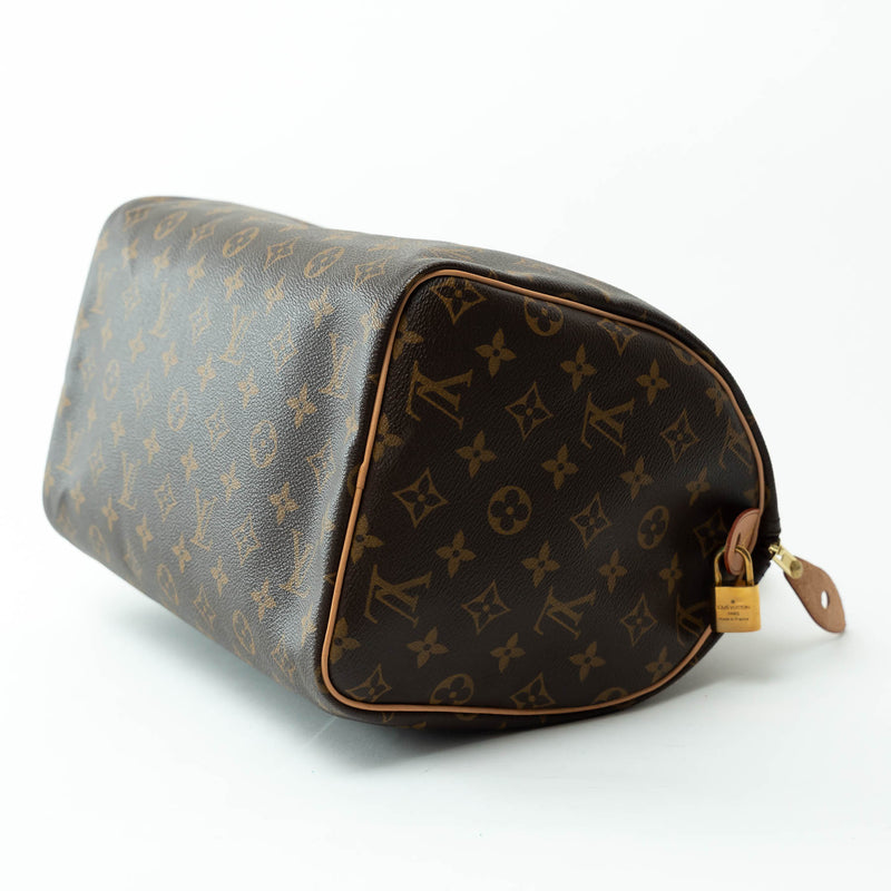 Louis Vuitton Monogram Canvas Speedy 30 Bag