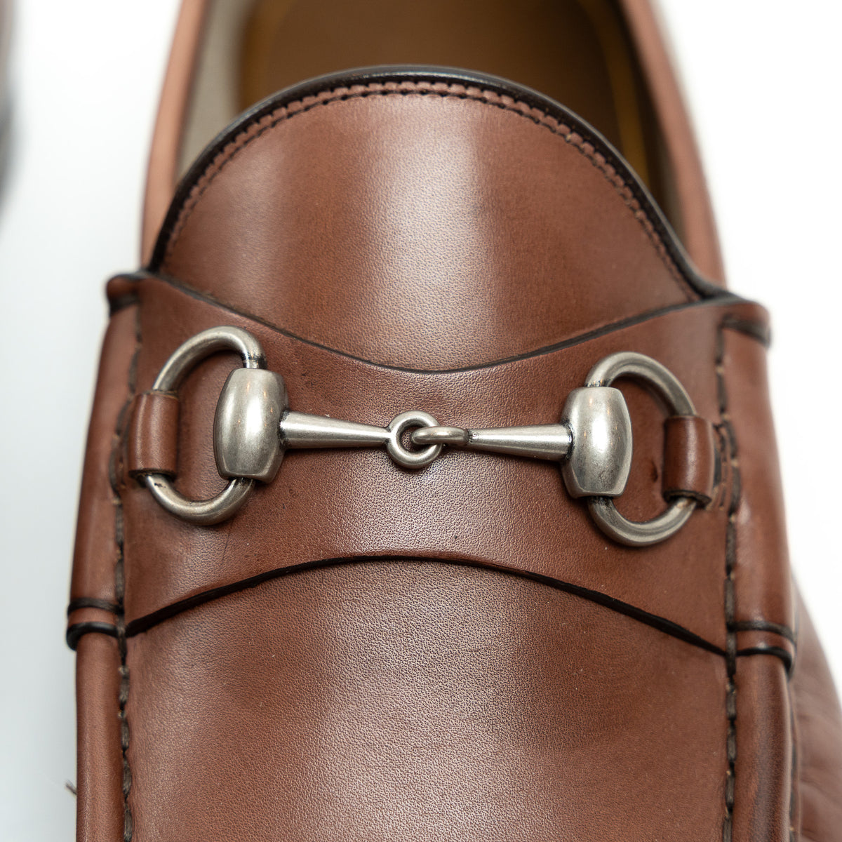 Gucci Brown Grained Leather Horsebit Loafers, Size 8
