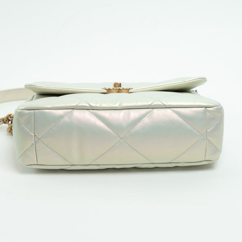 Pre-Loved Chanel ™ Pearlescent White Grained Leather 19 Handbag