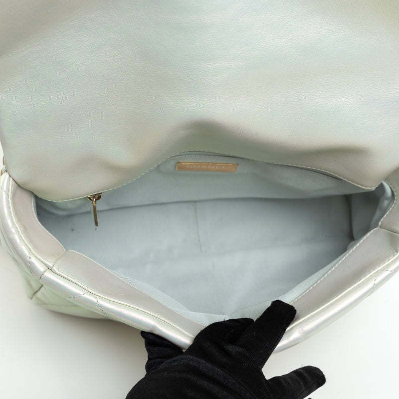 Pre-Loved Chanel ™ Pearlescent White Grained Leather 19 Handbag