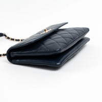 Pre-Loved Chanel™ Navy Calfskin Leather Small Trendy CC Flap Bag