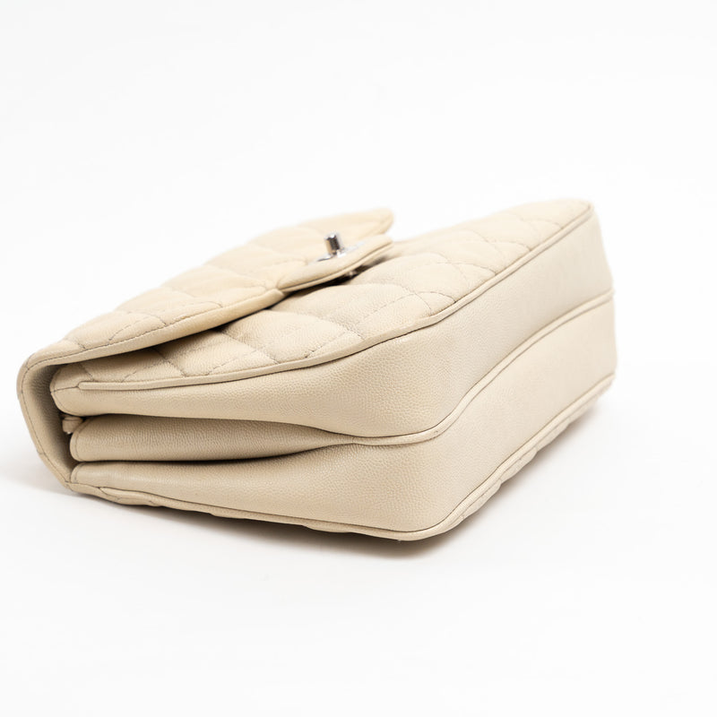 Pre-Loved Chanel™ Ivory Pebbled Leather Medium Urban Companion Flap Bag