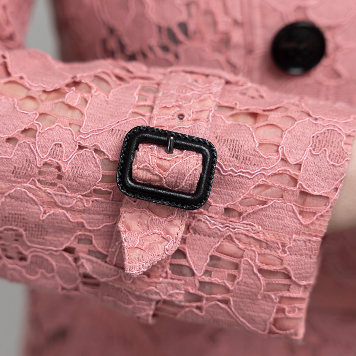 Burberry Pink Floral Lace Trench Coat Size 6