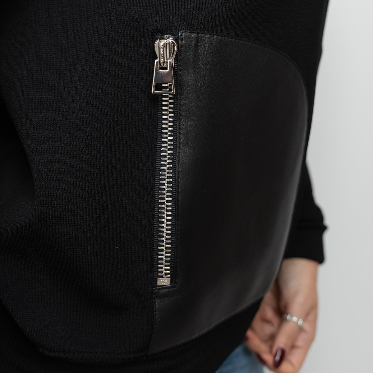 Tom Ford Black Cotton and Viscose V-Neck Sweater with Leather Size S