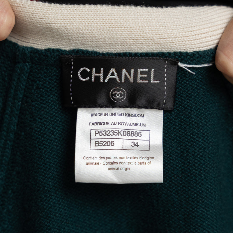 Pre-Loved Chanel™ Green Cashmere Cardigan Size 34