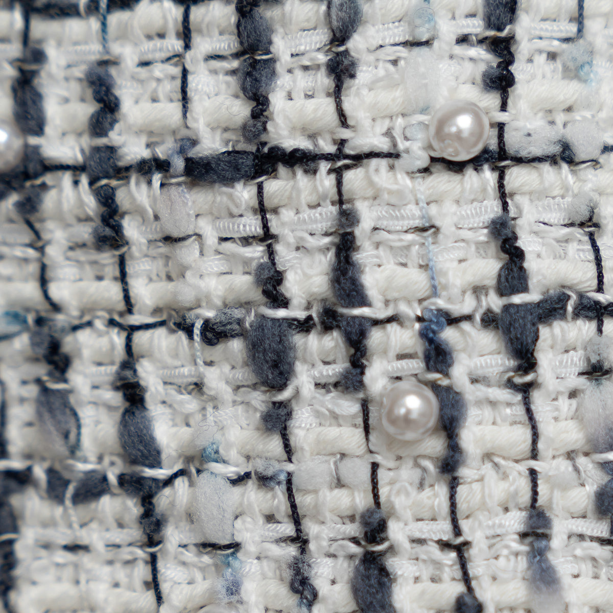 Pre-Loved Chanel™ White and Black Tweed Jacket Embellished with Faux Pearls Size 36