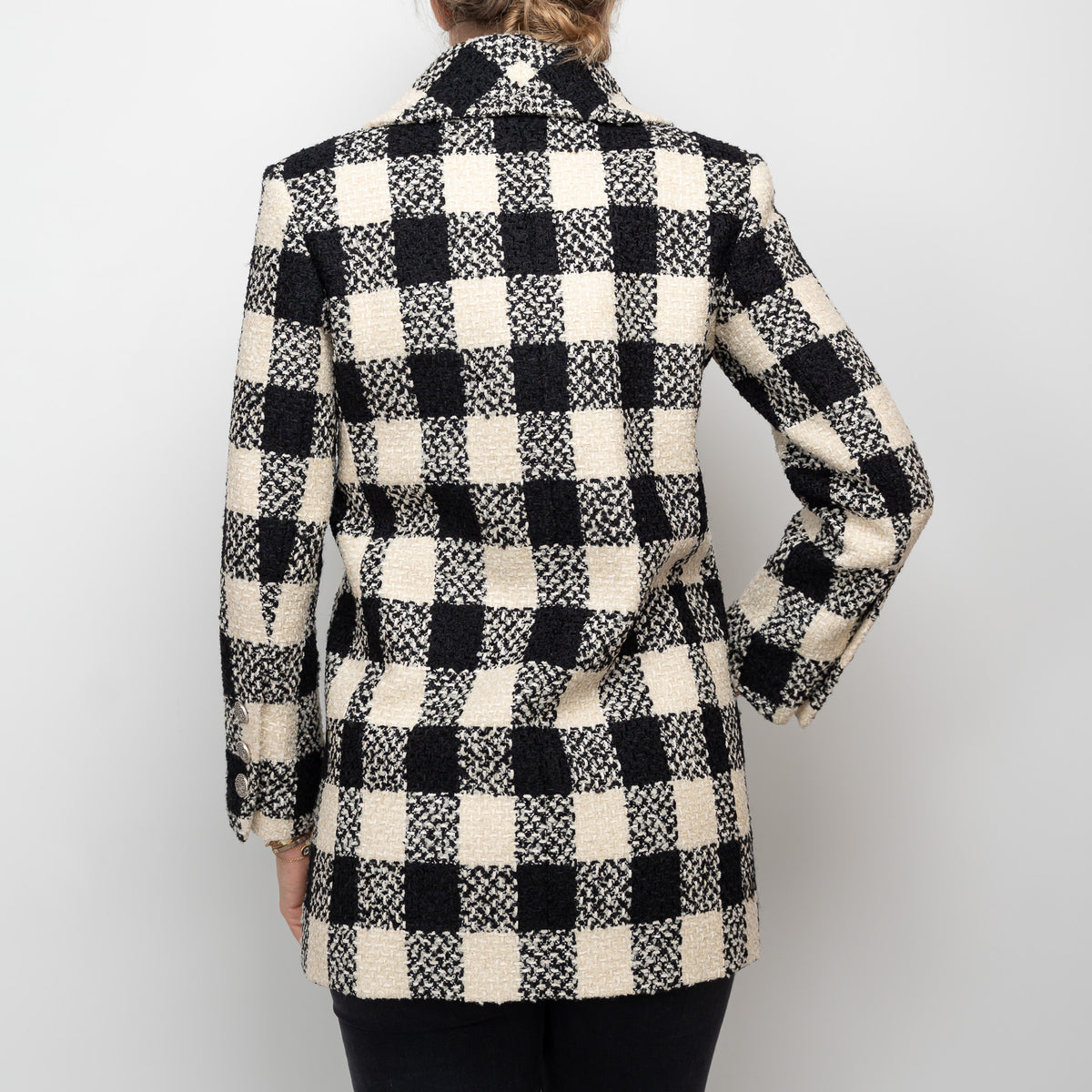 Pre-Loved Chanel™ White and Black Tweed Checkered Coat Size 36