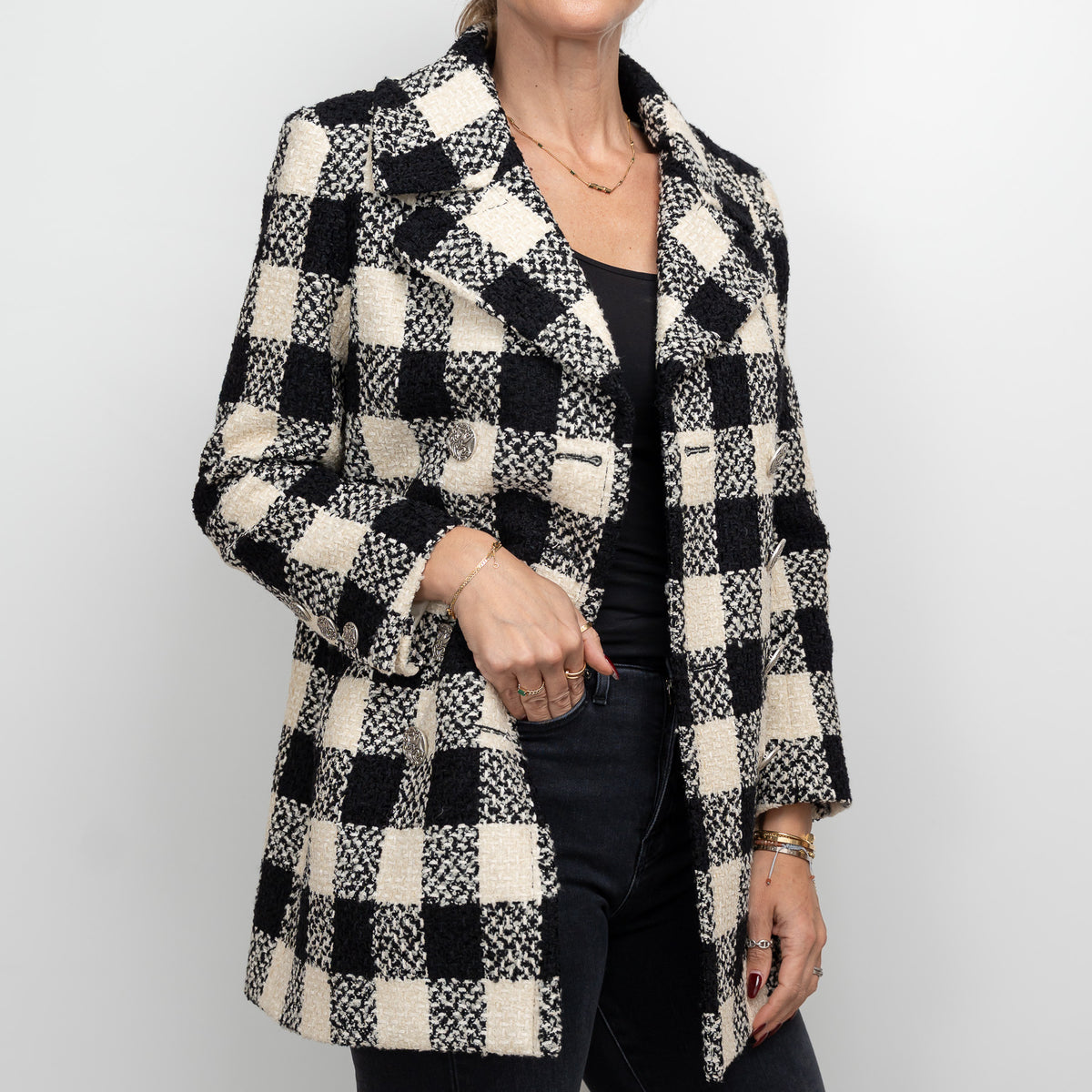 Pre-Loved Chanel™ White and Black Tweed Checkered Coat Size 36