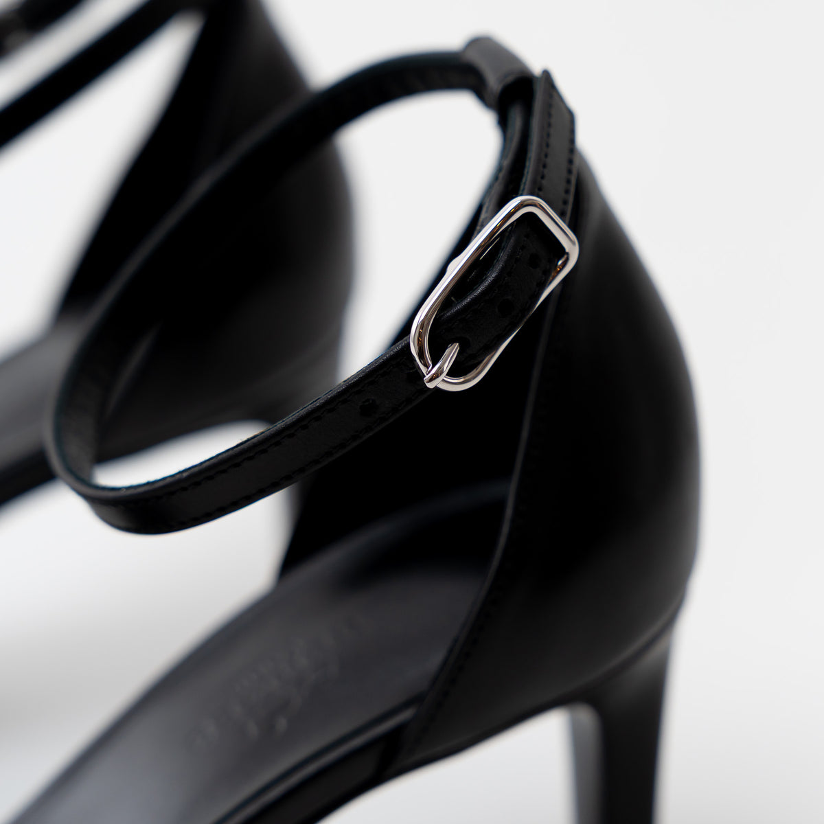 Hermes Noir Leather Joy 70 Sandal Size 37.5