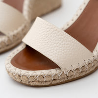Valentino Light Ivory Espadrille Double Rockstud Grainy Calfskin Wedge Sandal Size 36