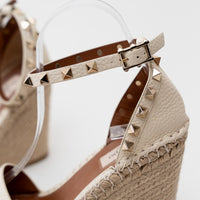 Valentino Light Ivory Espadrille Double Rockstud Grainy Calfskin Wedge Sandal Size 36