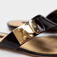 Louis Vuitton Black Patent Leather Thong Sandals Size 38