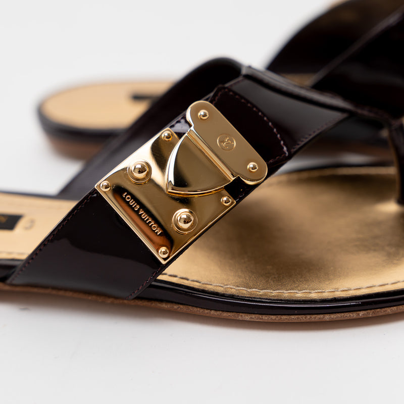 Louis Vuitton Black Patent Leather Thong Sandals Size 38