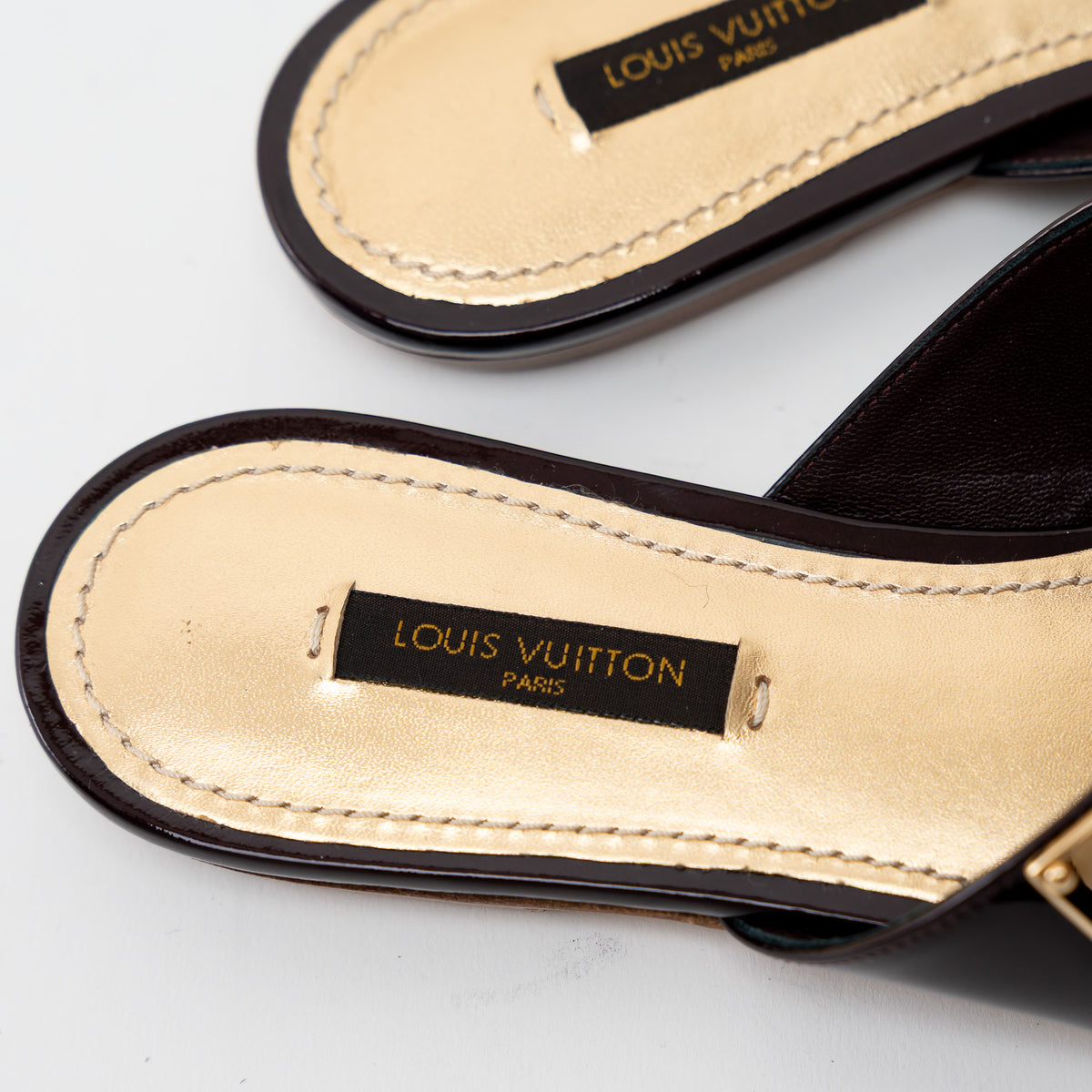 Louis Vuitton Black Patent Leather Thong Sandals Size 38