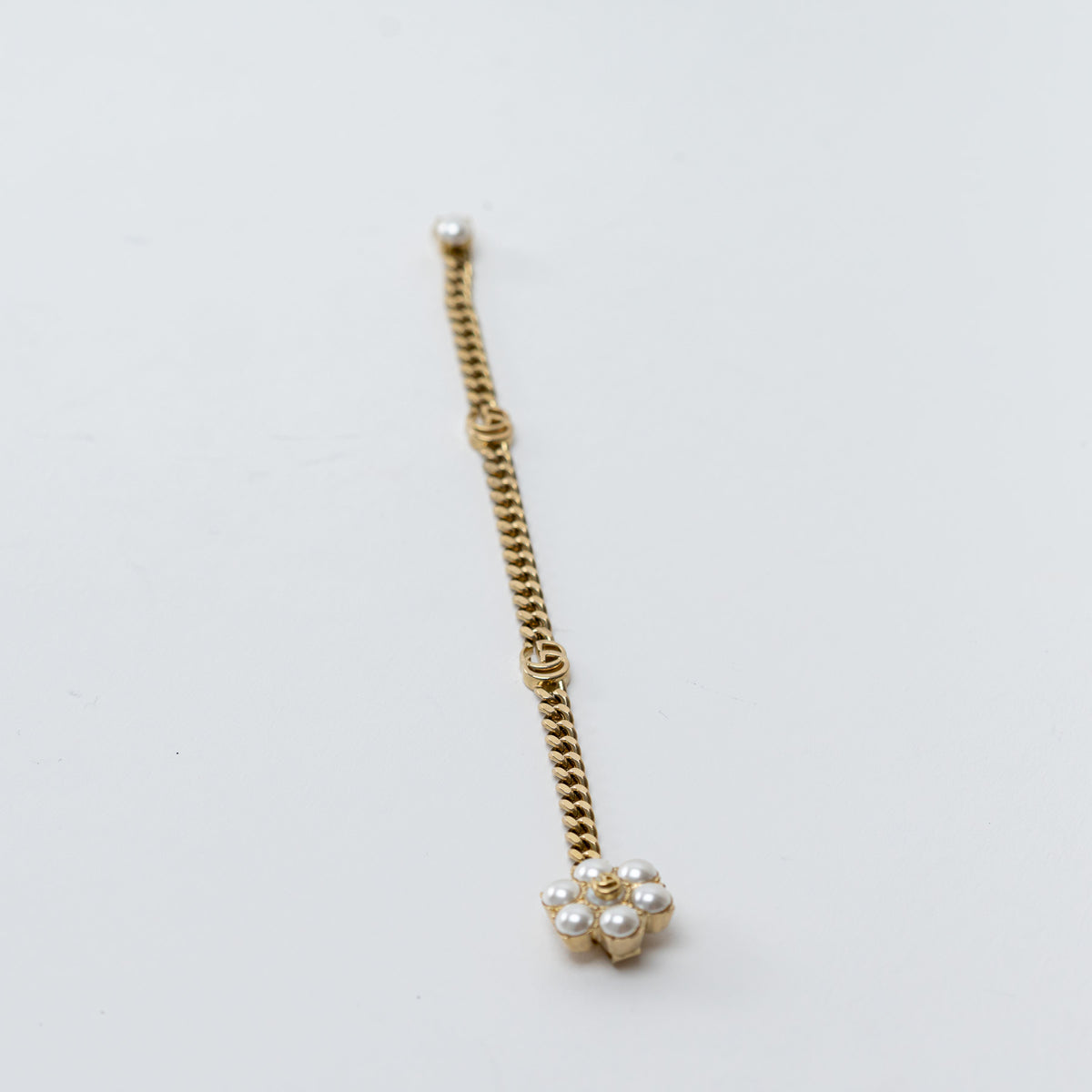 Gucci Pearl Flower with Interlocking Gold GG Chain Bracelet