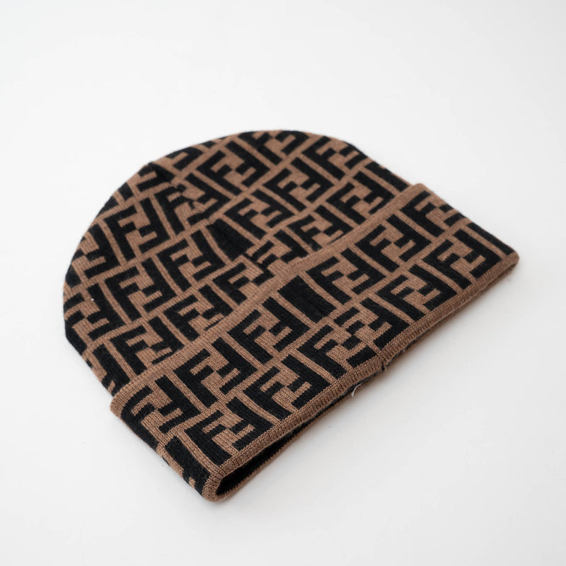 Fendi Brown Monogram Winter Knit Hat Size S/M (50cm)