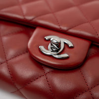 Pre-Loved Chanel™ Red Pebbled Leather Handbag