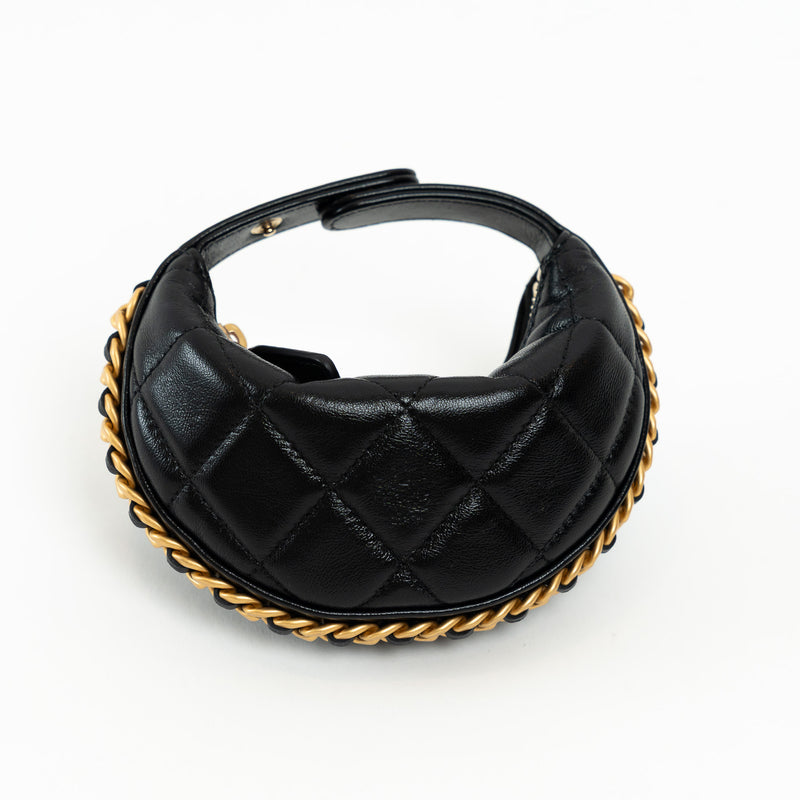 Pre-Loved Chanel™ Black Lambskin Leather Mini Pouch