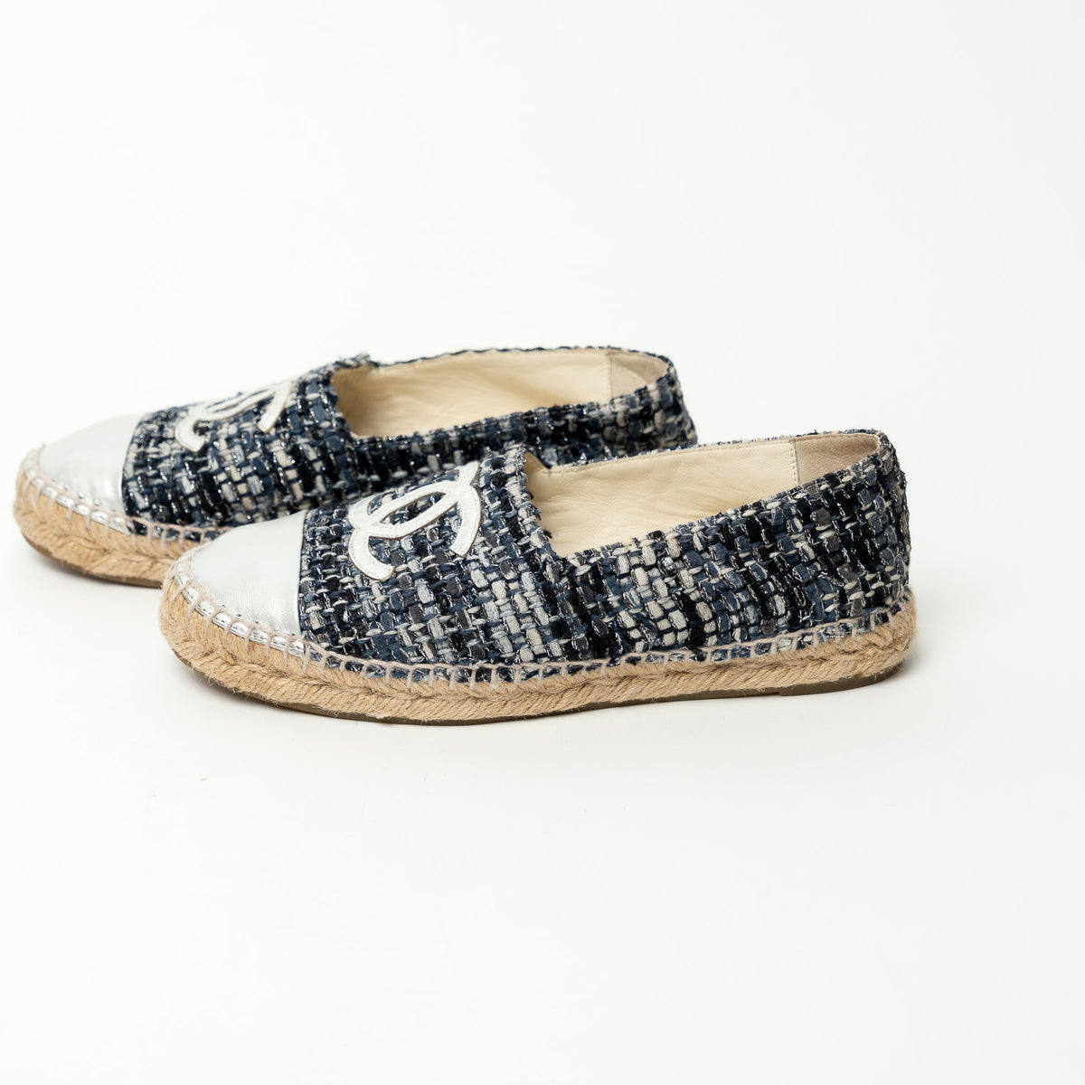 Pre-Loved Chanel™ Black and Slate Grey Tweed Espadrilles with Silver Metallic Details Size 37