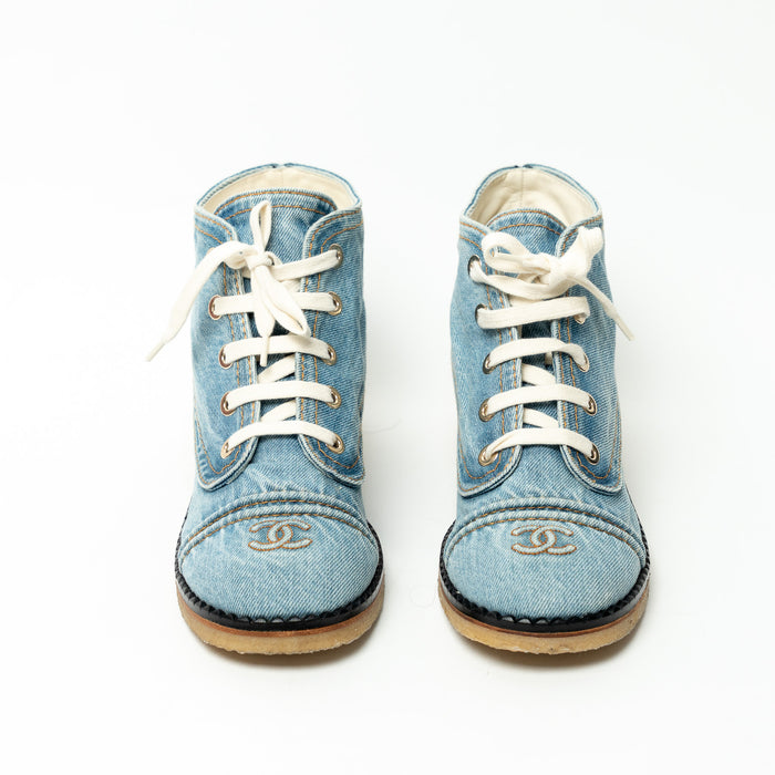 Pre-Loved Chanel™ Blue Denim Lace-Up Boots Size 41C