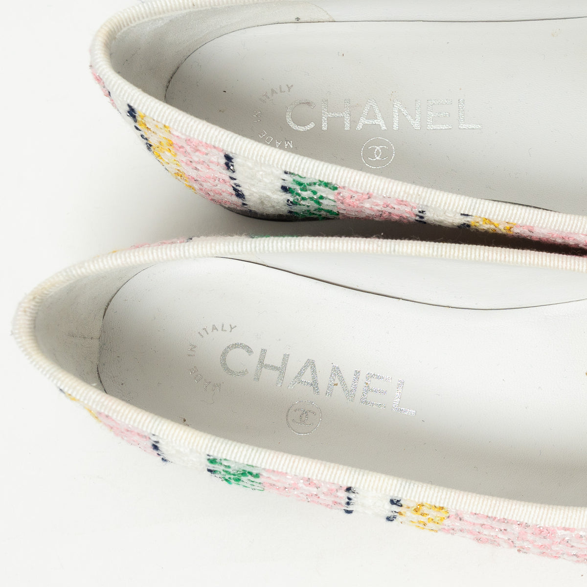 Pre-Loved Chanel™ Pink and White Multicolor Tweed Ballet Flats Size 36.5C
