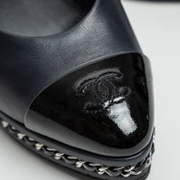 Pre-Loved Chanel™ Navy Calfskin Leather Pumps Size 36