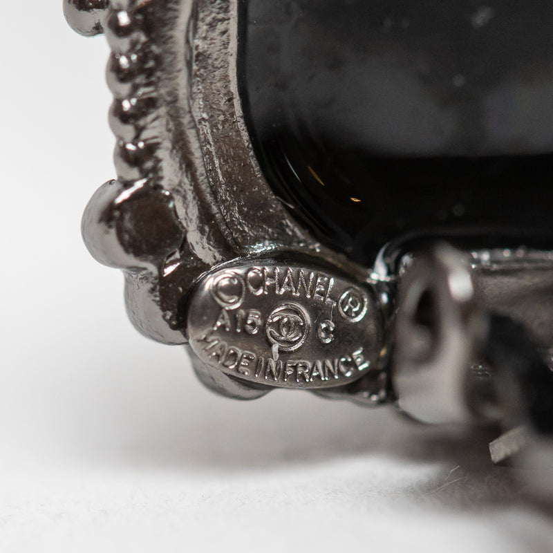 Pre-Loved Chanel™ Ruthenium Black Enamel Interlocking Logo Clip on Earrings