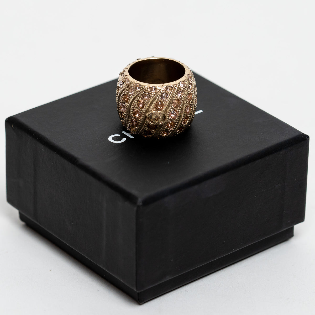 Pre-Loved Chanel™ Gold Tone Crystal Embellished Thick Ring Size 7