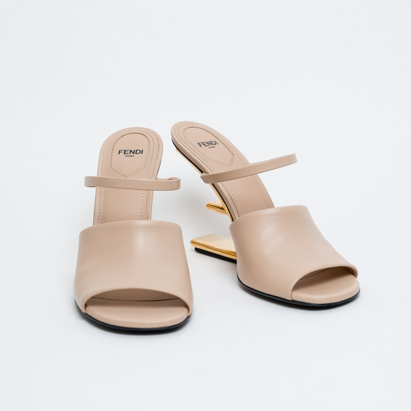 Fendi Beige Leather Fendi First Sandals Size 40