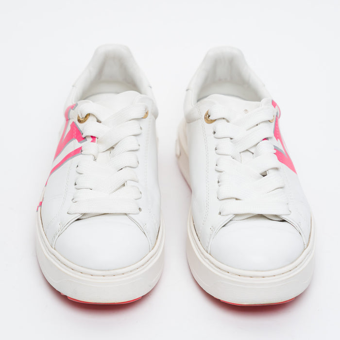 Louis Vuitton White Calf Leather Time Out Sneakers Size 38.5
