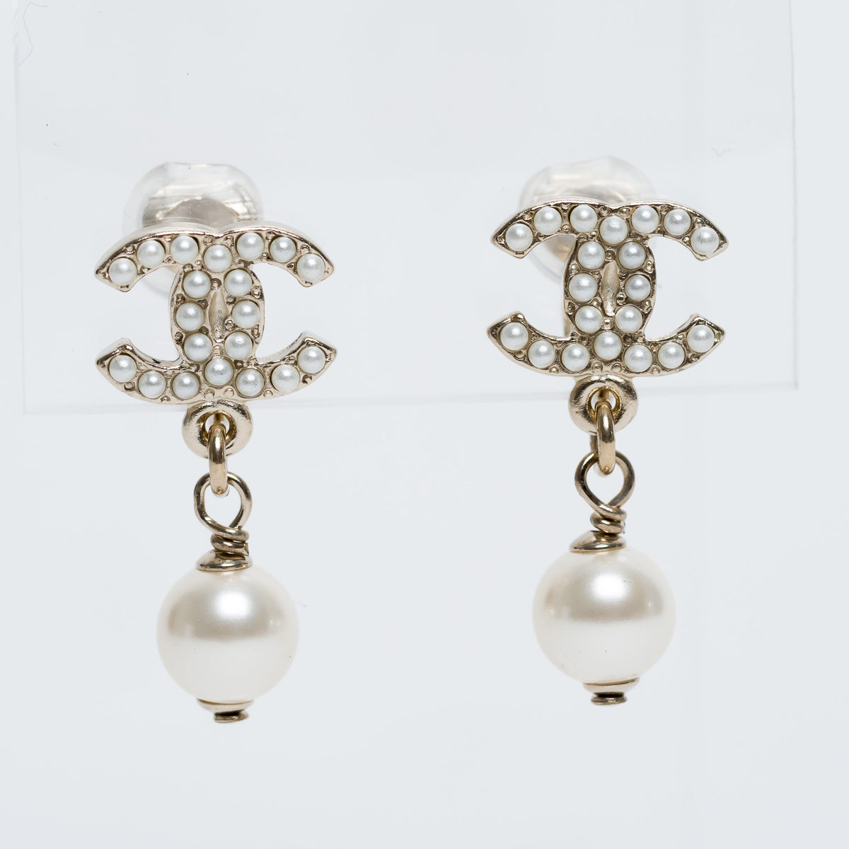 Pre-Loved Chanel™ Gold Tone Faux Pearl Inset & Pearl Drop Clip On Earrings