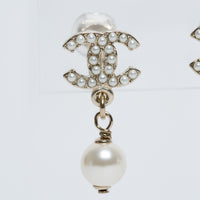 Pre-Loved Chanel™ Gold Tone Faux Pearl Inset & Pearl Drop Clip On Earrings