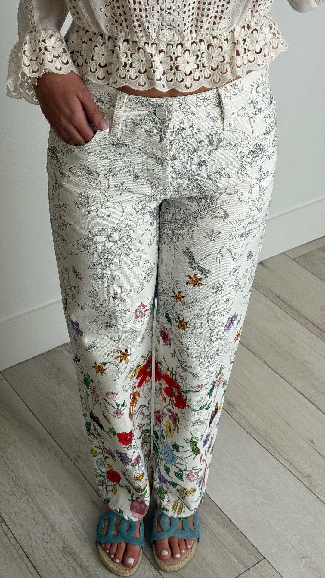 Gucci White Denim Floral Print Straight Leg Jeans Size 40