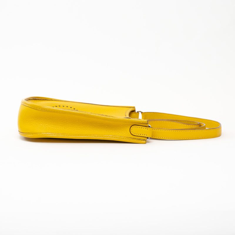 Hermes Jaune Ambre Clemence Mini Evelyn 16 Bag
