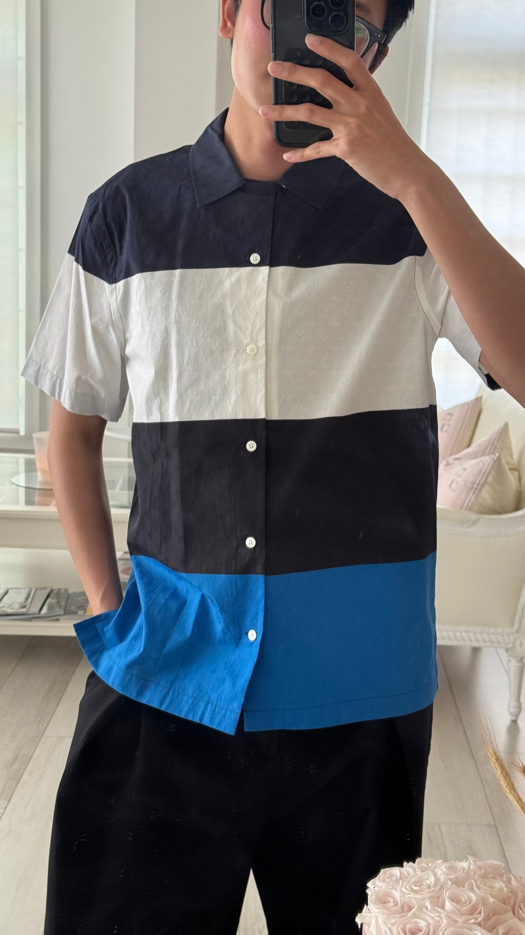 Louis Vuitton Men's Blue & White Cotton Short Sleeve Button Up Size M