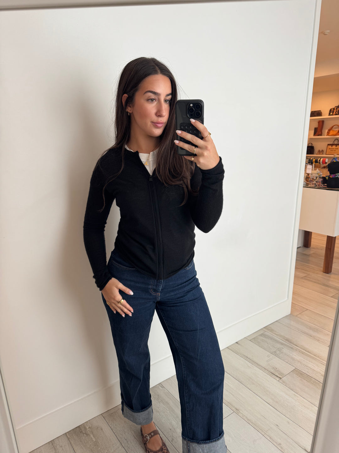 Pre-Loved Chanel™ Cashmere Black Long Sleeve Zip Up Size S