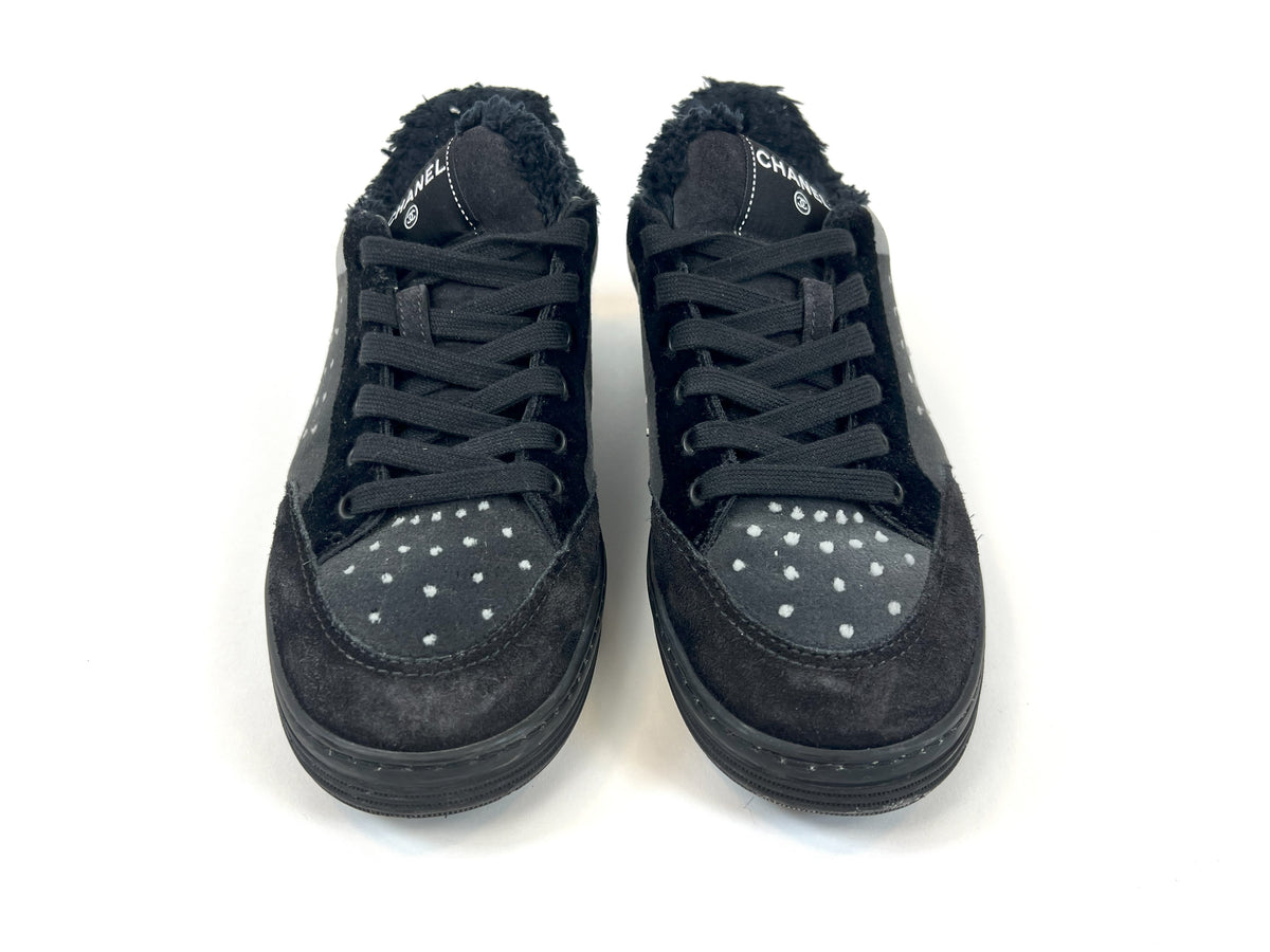 Pre-Loved Black and Grey Velour Lace Up Sneakers. (front)
