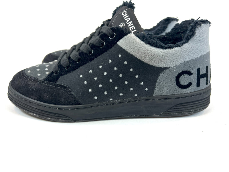 Pre-Loved Black and Grey Velour Lace Up Sneakers.  (side)