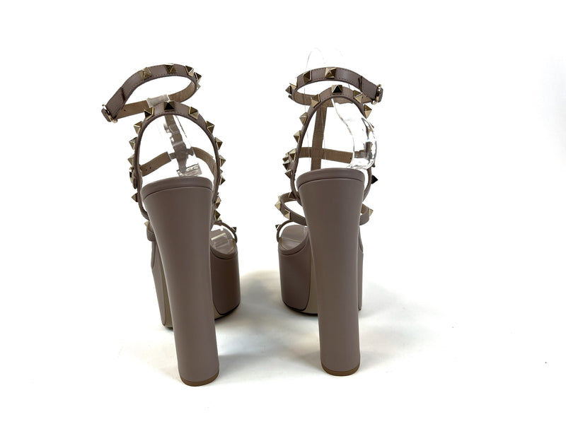 Excellent Pre-Loved Mauve Leather Studded Strappy Platform Block Heel Sandals. (back)