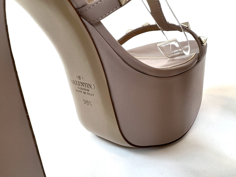 Excellent Pre-Loved Mauve Leather Studded Strappy Platform Block Heel Sandals. (size)